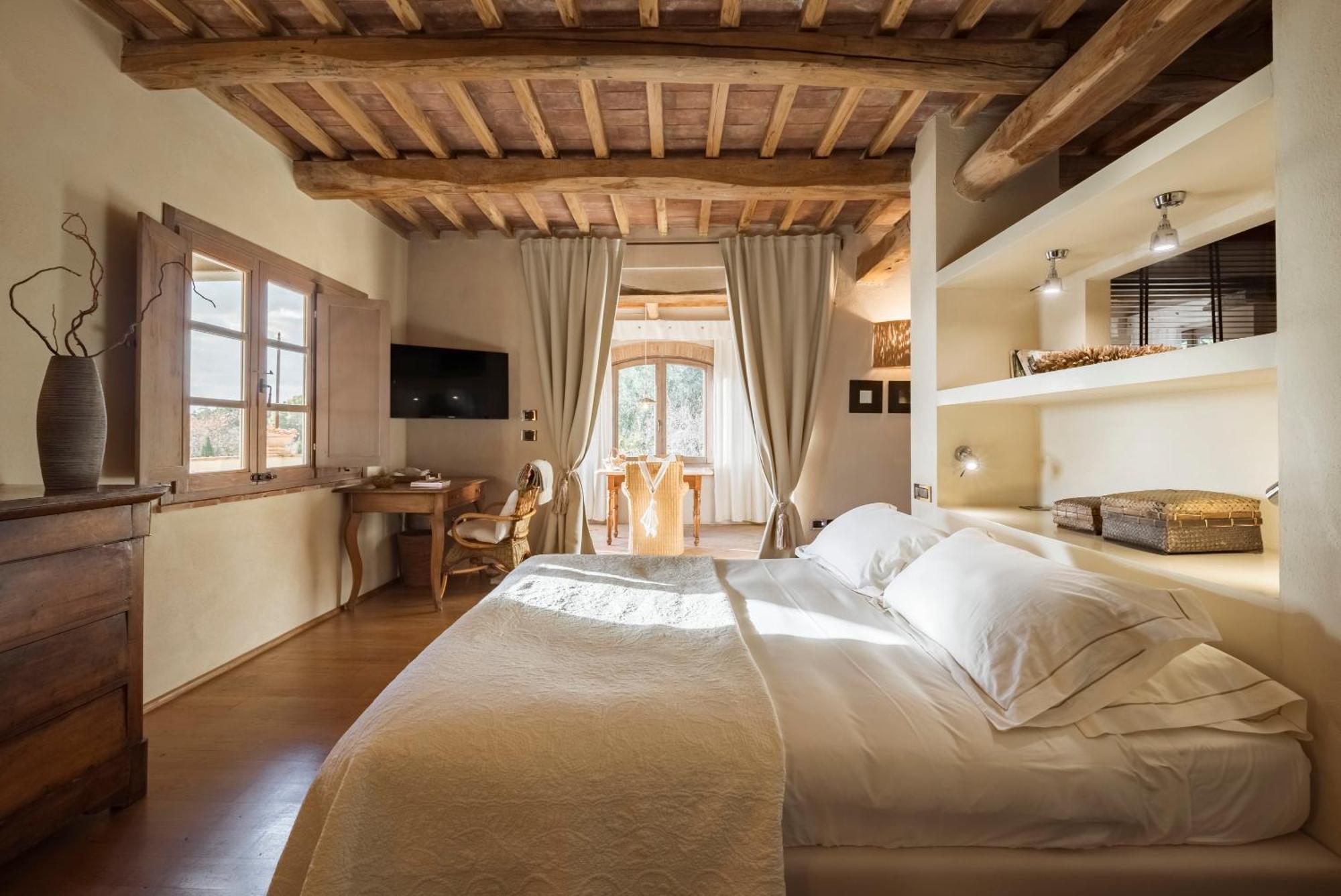 Boutique Hotel Poggio Ai Santi - Adults Only *